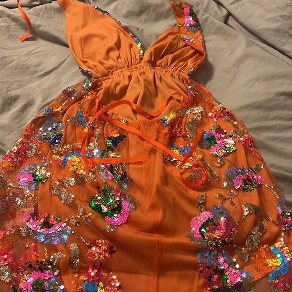 Dress - Picture 2 of 2